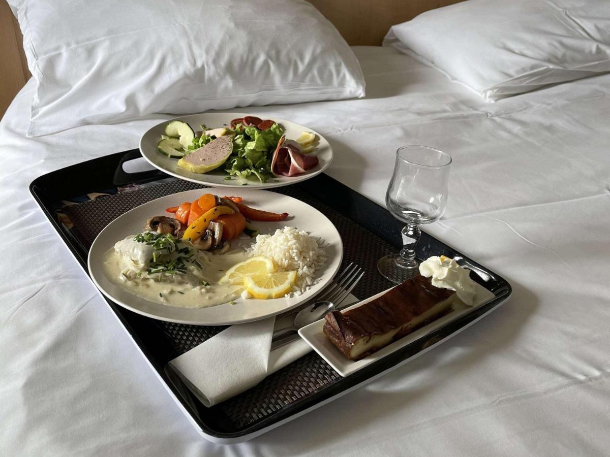 ホテル Ibis Rennes Beaulieu セッソン・セヴィニエ エクステリア 写真