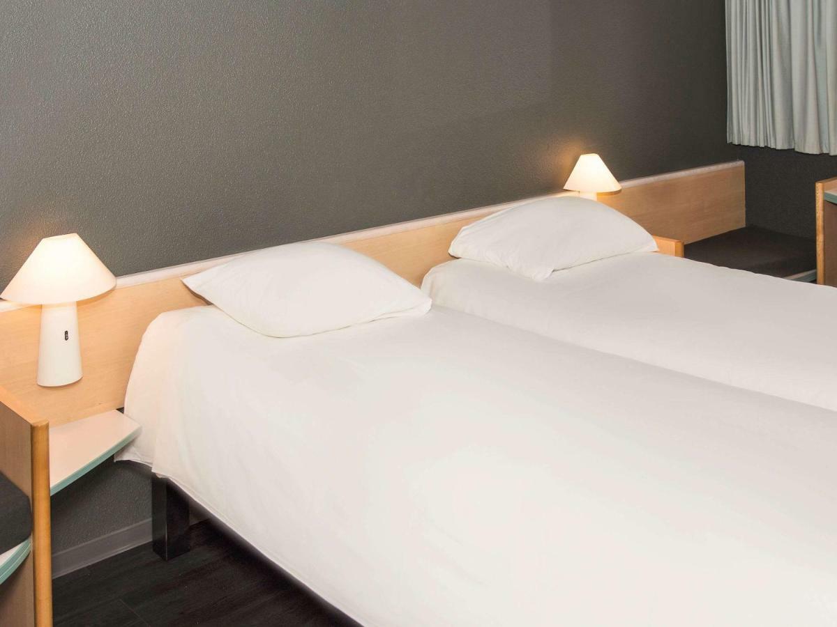 ホテル Ibis Rennes Beaulieu セッソン・セヴィニエ エクステリア 写真