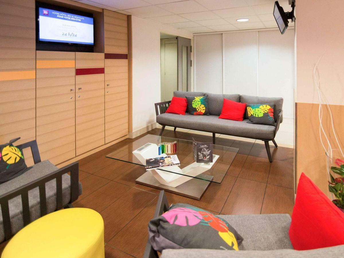 ホテル Ibis Rennes Beaulieu セッソン・セヴィニエ エクステリア 写真
