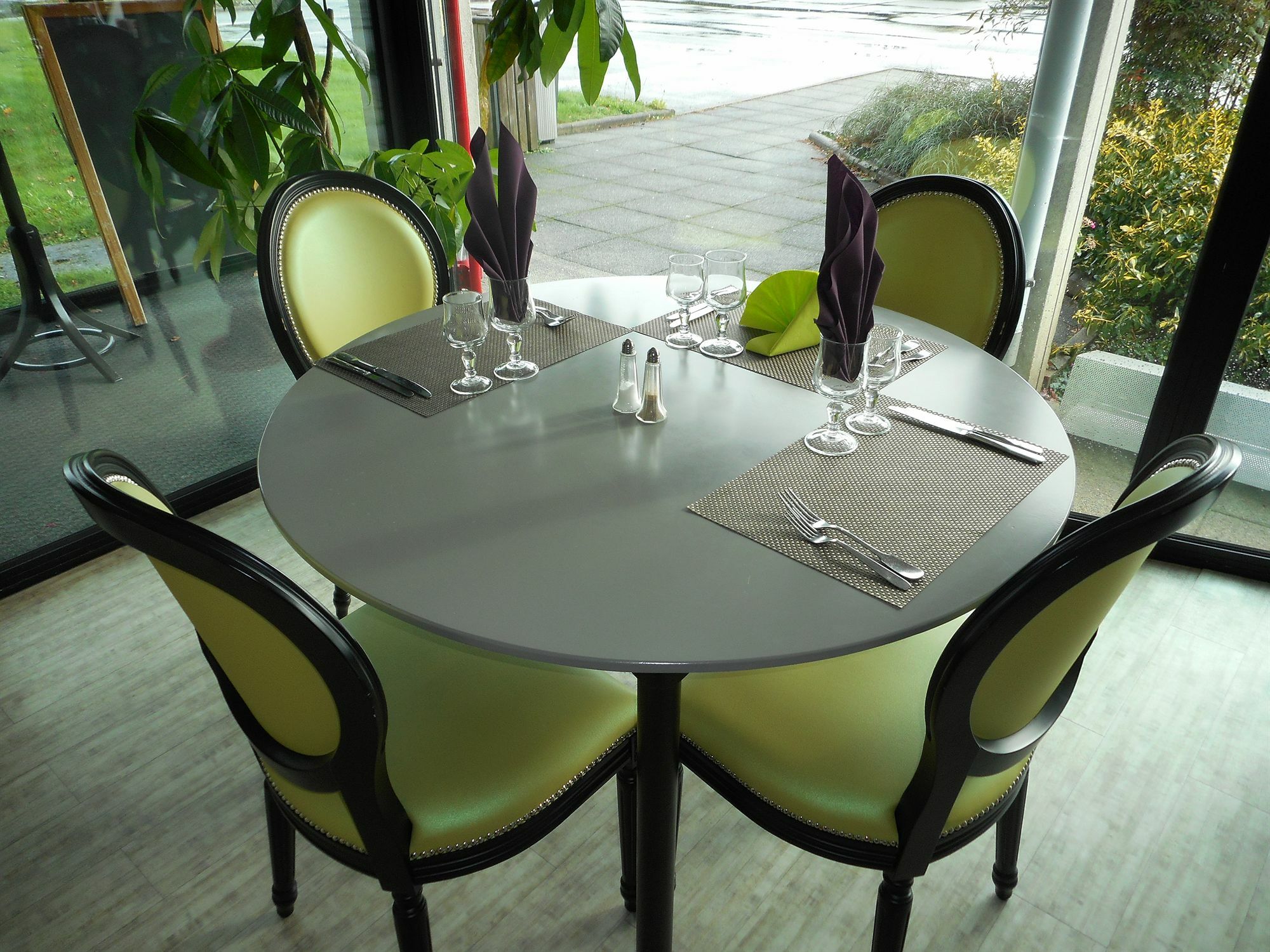 ホテル Ibis Rennes Beaulieu セッソン・セヴィニエ エクステリア 写真
