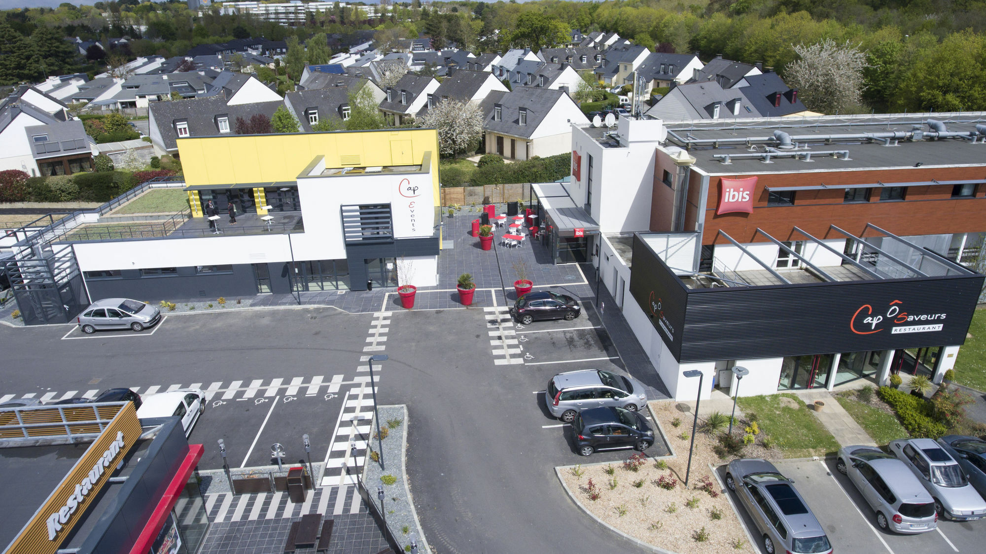 ホテル Ibis Rennes Beaulieu セッソン・セヴィニエ エクステリア 写真