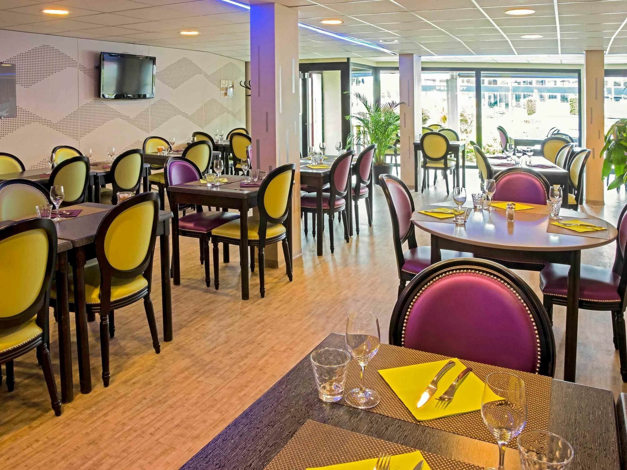 ホテル Ibis Rennes Beaulieu セッソン・セヴィニエ エクステリア 写真
